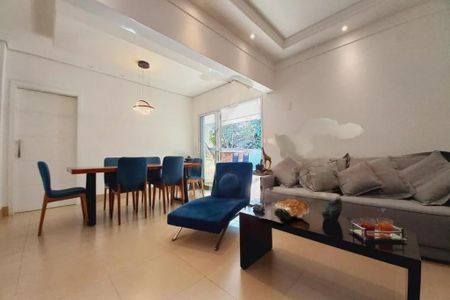 Casa de condomínio para alugar com 325m², 5 quartos e 4 vagas