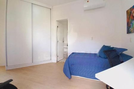 Casa de condomínio para alugar com 325m², 5 quartos e 4 vagas