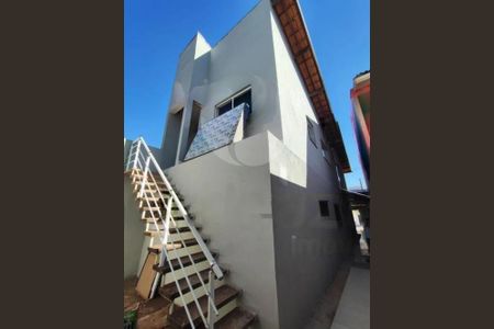 Casa para alugar com 184m², 2 quartos e 2 vagas