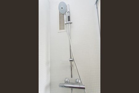 Apartamento para alugar com 74m², 1 quarto e 2 vagasBanheiro