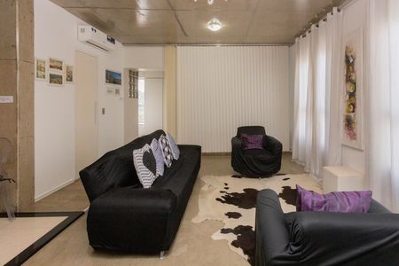 Apartamento para alugar com 74m², 1 quarto e 2 vagasSala