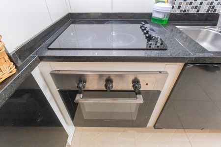 Apartamento para alugar com 74m², 1 quarto e 2 vagasCozinha