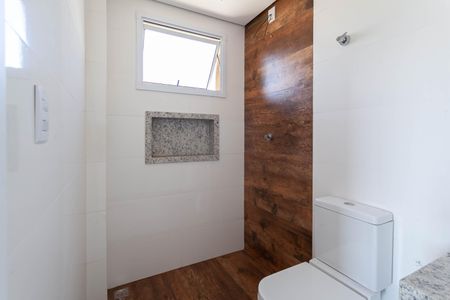 Apartamento à venda com 59m², 2 quartos e 1 vaga Apartamento à venda com 59m², 2 quartos e 1 vagaBanheiro social