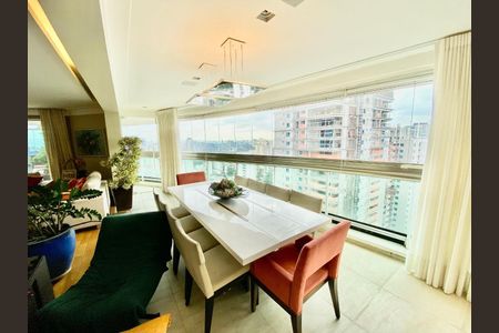 Apartamento à venda com 3 quartos, 454m² em Pompeia, São Paulo