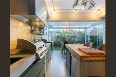 Apartamento à venda com 2 quartos, 124m² em Vila Ipojuca, São Paulo