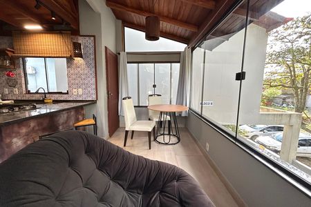 Sala de apartamento para alugar com 1 quarto, 50m² em Lagoa da Conceição, Florianópolis