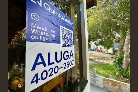 Placa de apartamento para alugar com 1 quarto, 50m² em Lagoa da Conceição, Florianópolis