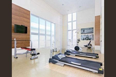 Apartamento à venda com 3 quartos, 126m² em Vila Romana, São Paulo