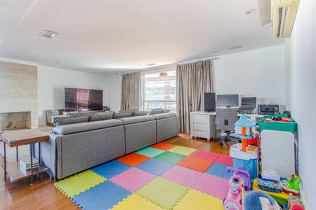 Apartamento à venda com 230m², 4 quartos e 4 vagas