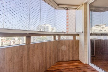 Apartamento à venda com 230m², 4 quartos e 4 vagas