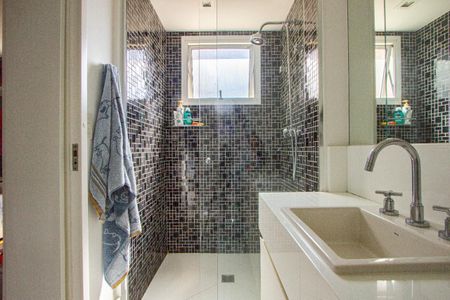 Apartamento à venda com 230m², 4 quartos e 4 vagas