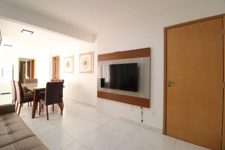Apartamento para alugar com 82m², 3 quartos e 1 vagaSala