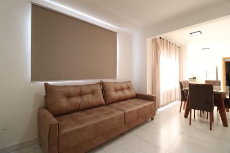 Apartamento para alugar com 3 quartos, 82m² em Jaraguá, Uberlândia