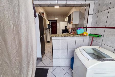 Apartamento para alugar com 2 quartos, 54m² em Vila Tupi, Praia Grande