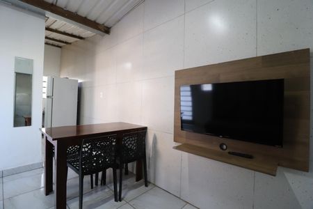 Casa para alugar com 52m², 2 quartos e 1 vagaSala