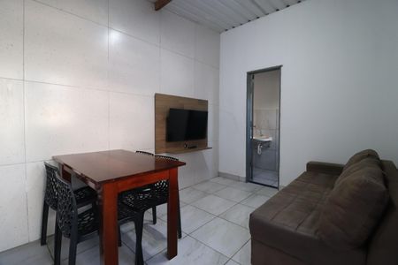 Casa para alugar com 2 quartos, 52m² em Cazeca, Uberlândia