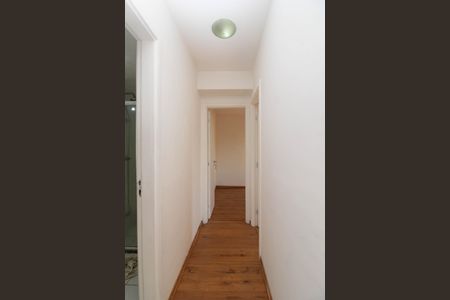 Corredor  de apartamento à venda com 2 quartos, 49m² em Parque Reboucas, São Paulo