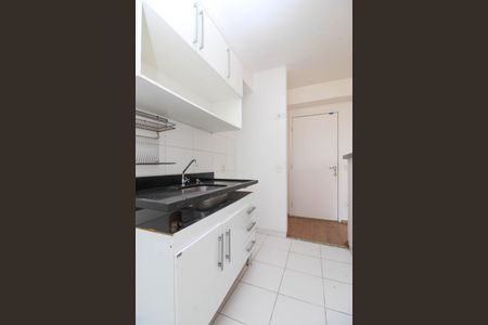Cozinha  de apartamento à venda com 2 quartos, 49m² em Parque Reboucas, São Paulo