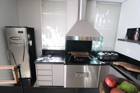 Casa de condomínio para alugar com 350m², 3 quartos e 5 vagasVaranda gourmet