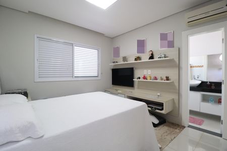 Casa de condomínio para alugar com 350m², 3 quartos e 5 vagasQuarto 1 - Suíte