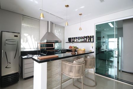 Casa de condomínio para alugar com 350m², 3 quartos e 5 vagasVaranda gourmet