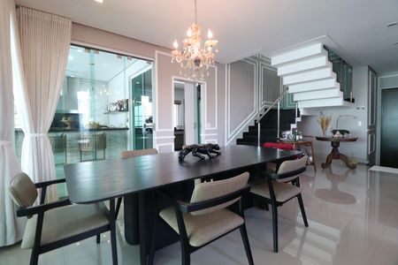 Casa de condomínio para alugar com 350m², 3 quartos e 5 vagasSala de Jantar