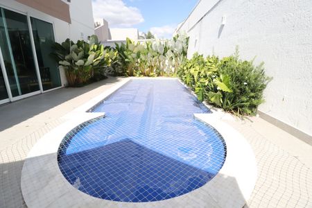Casa de condomínio para alugar com 350m², 3 quartos e 5 vagasPiscina