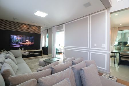 Casa de condomínio para alugar com 350m², 3 quartos e 5 vagasSala de TV