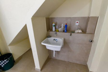 Casa para alugar com 48m², 2 quartos e 1 vaga Casa para alugar com 48m², 2 quartos e 1 vagaÁrea de Serviço