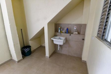Casa para alugar com 48m², 2 quartos e 1 vaga Casa para alugar com 48m², 2 quartos e 1 vagaÁrea de Serviço