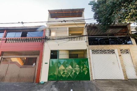 Fachada de casa para alugar com 2 quartos, 48m² em Parque Regina, São Paulo