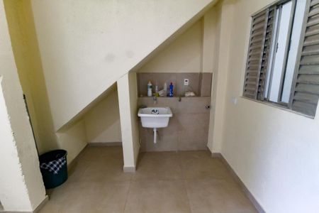Casa para alugar com 48m², 2 quartos e 1 vaga Casa para alugar com 48m², 2 quartos e 1 vagaÁrea de Serviço