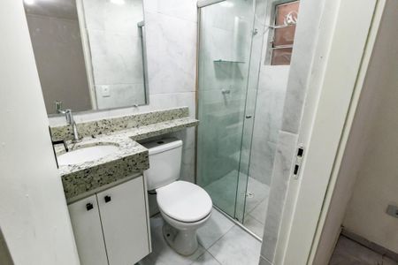 Casa para alugar com 48m², 2 quartos e 1 vaga Casa para alugar com 48m², 2 quartos e 1 vagaBanheiro da Suíte