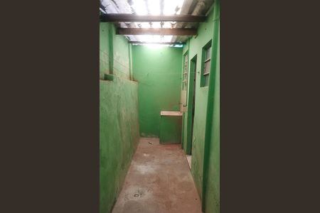 Área externa de casa para alugar com 2 quartos, 55m² em Universitário, Belo Horizonte