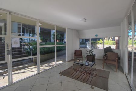 Apartamento para alugar com 37m², 1 quarto e 1 vaga Apartamento para alugar com 37m², 1 quarto e 1 vagaHall