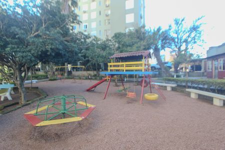 Apartamento para alugar com 37m², 1 quarto e 1 vaga Apartamento para alugar com 37m², 1 quarto e 1 vagaÁrea comum - Playground