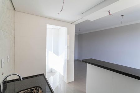 Apartamento à venda com 61m², 2 quartos e 1 vaga Apartamento à venda com 61m², 2 quartos e 1 vagaCozinha