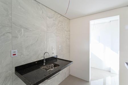 Cozinha de apartamento à venda com 2 quartos, 61m² em Parque Turistas, Belo Horizonte