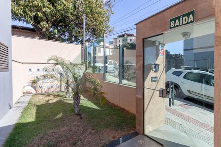 Apartamento à venda com 62m², 2 quartos e 1 vaga Apartamento à venda com 62m², 2 quartos e 1 vagaEntrada