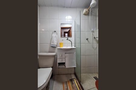 Casa à venda com 352m², 5 quartos e 3 vagas Casa à venda com 352m², 5 quartos e 3 vagasBanheiro da Suíte 4