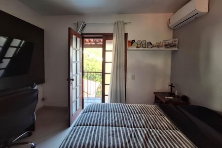 Casa à venda com 352m², 5 quartos e 3 vagas Casa à venda com 352m², 5 quartos e 3 vagasSuíte 3