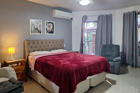 Casa à venda com 352m², 5 quartos e 3 vagas Casa à venda com 352m², 5 quartos e 3 vagasSuíte 1