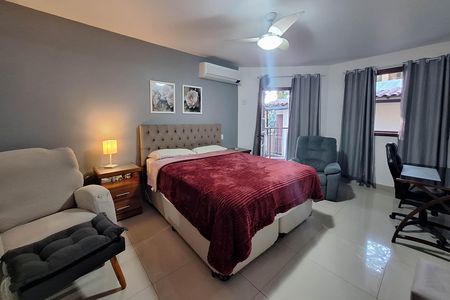 Casa à venda com 352m², 5 quartos e 3 vagas Casa à venda com 352m², 5 quartos e 3 vagasSuíte 1