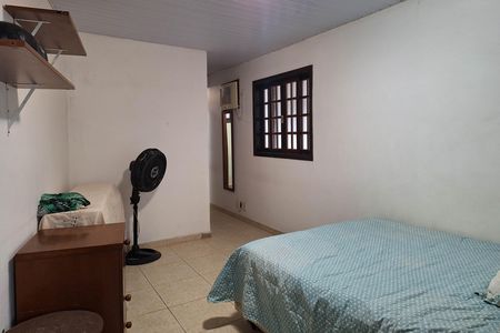 Casa à venda com 352m², 5 quartos e 3 vagas Casa à venda com 352m², 5 quartos e 3 vagasSuíte 4