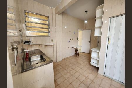 Apartamento para alugar com 68m², 3 quartos e sem vaga Apartamento para alugar com 68m², 3 quartos e sem vagaCozinha