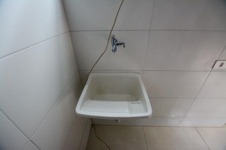 AREA DE SERVIÇO de kitnet/studio para alugar com 1 quarto, 30m² em Jardim Jussara, São Paulo
