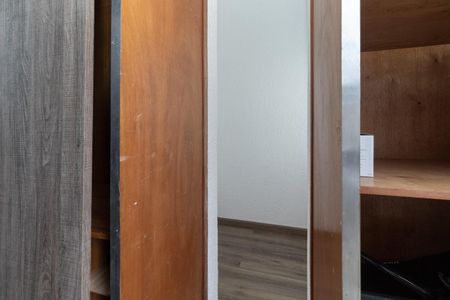 Casa para alugar com 350m², 4 quartos e 2 vagas Casa para alugar com 350m², 4 quartos e 2 vagasEscritório da suíte 1