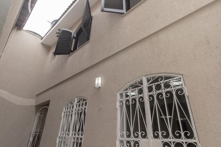 Casa para alugar com 350m², 4 quartos e 2 vagas Casa para alugar com 350m², 4 quartos e 2 vagasVista externa