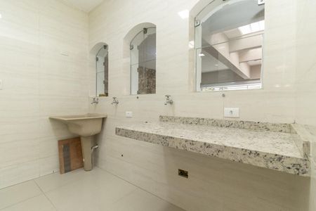 Casa para alugar com 350m², 4 quartos e 2 vagas Casa para alugar com 350m², 4 quartos e 2 vagasÁrea de Serviço