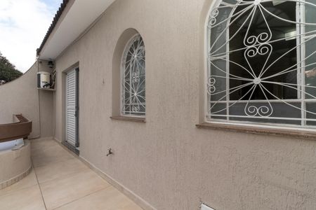 Varanda da suíte 1 de casa para alugar com 4 quartos, 350m² em Jardim Avelino, São Paulo